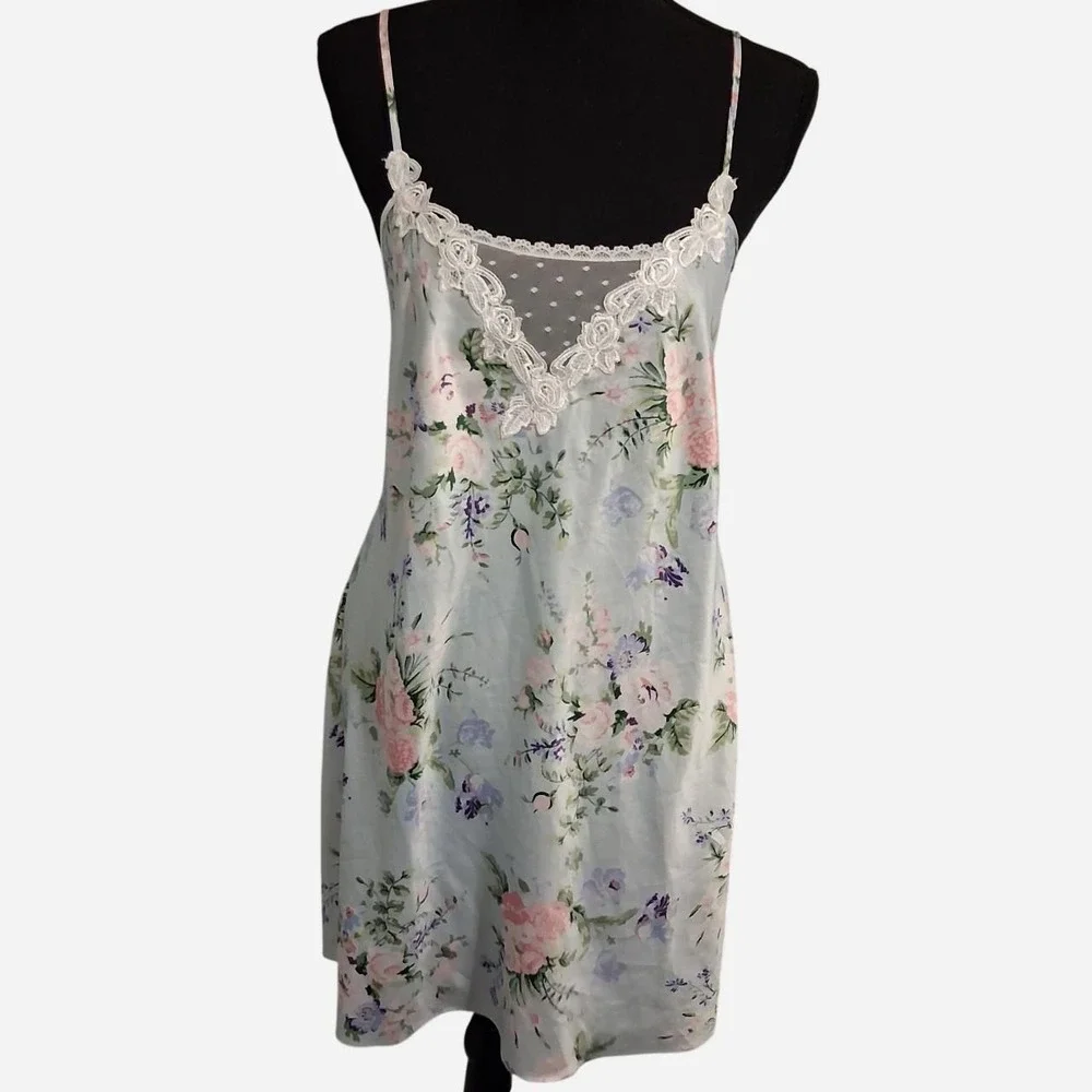 Womens floral lace slip dress with pink, purple, and green flowers Apt. 9 Sz L